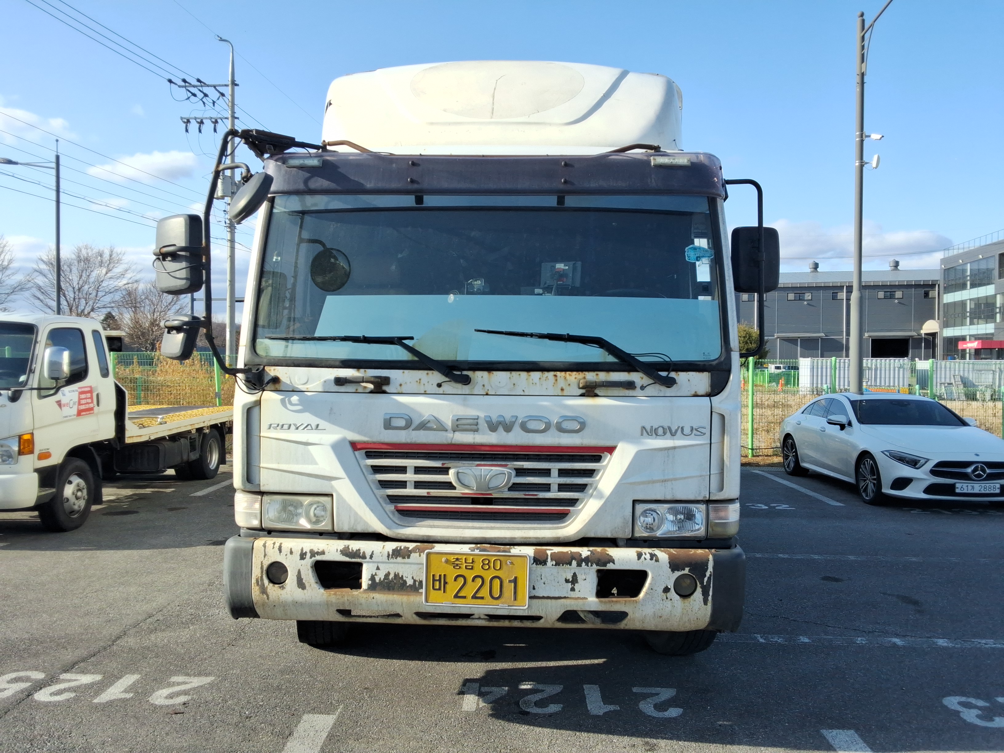 2010 - Tata Daewoo Mid-size Truck
