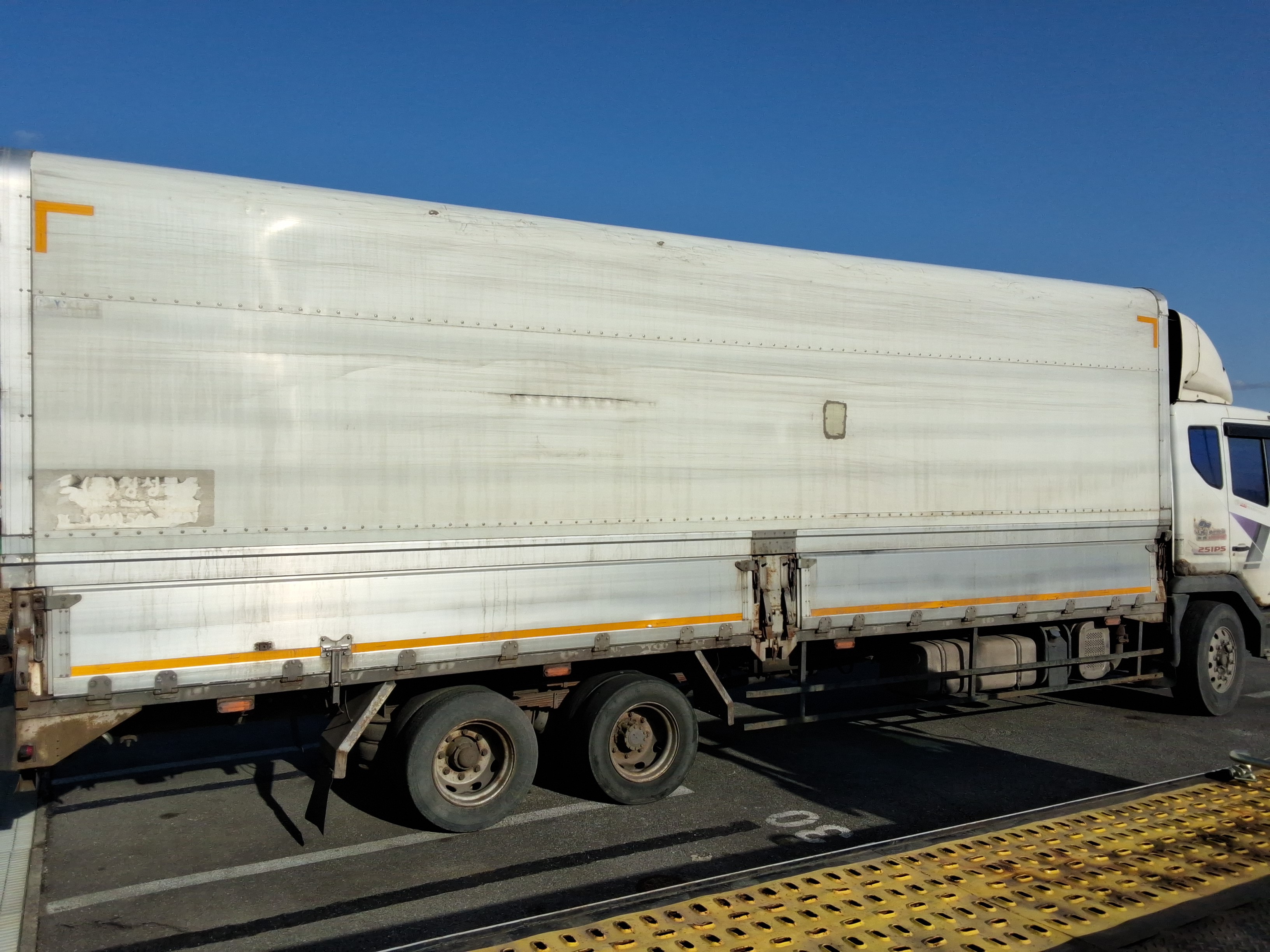 2010 - Tata Daewoo Mid-size Truck