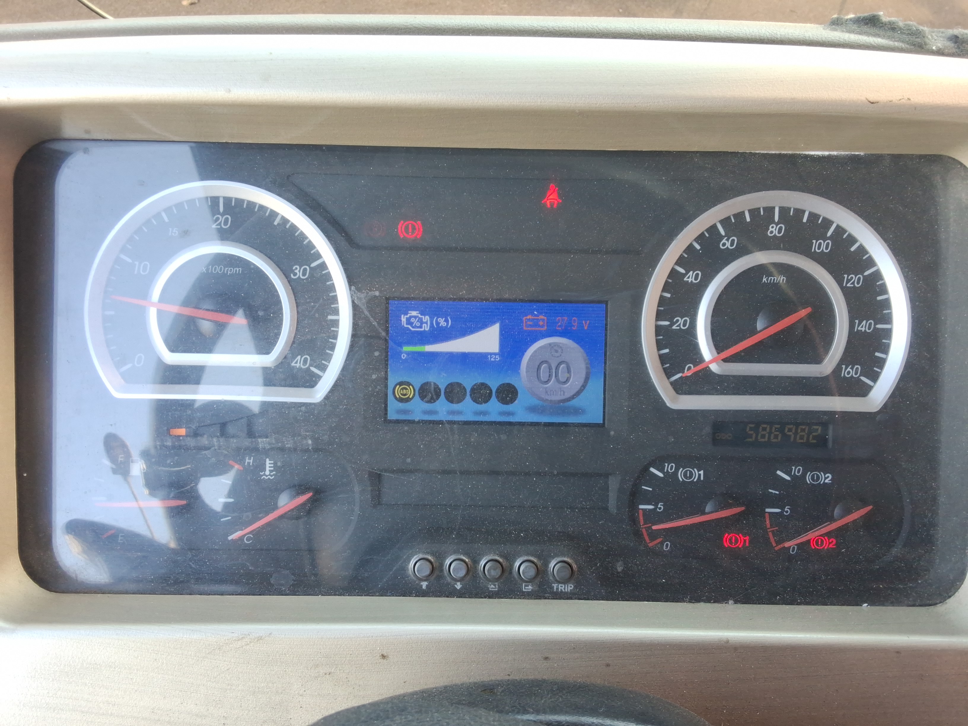 2010 - Tata Daewoo Mid-size Truck