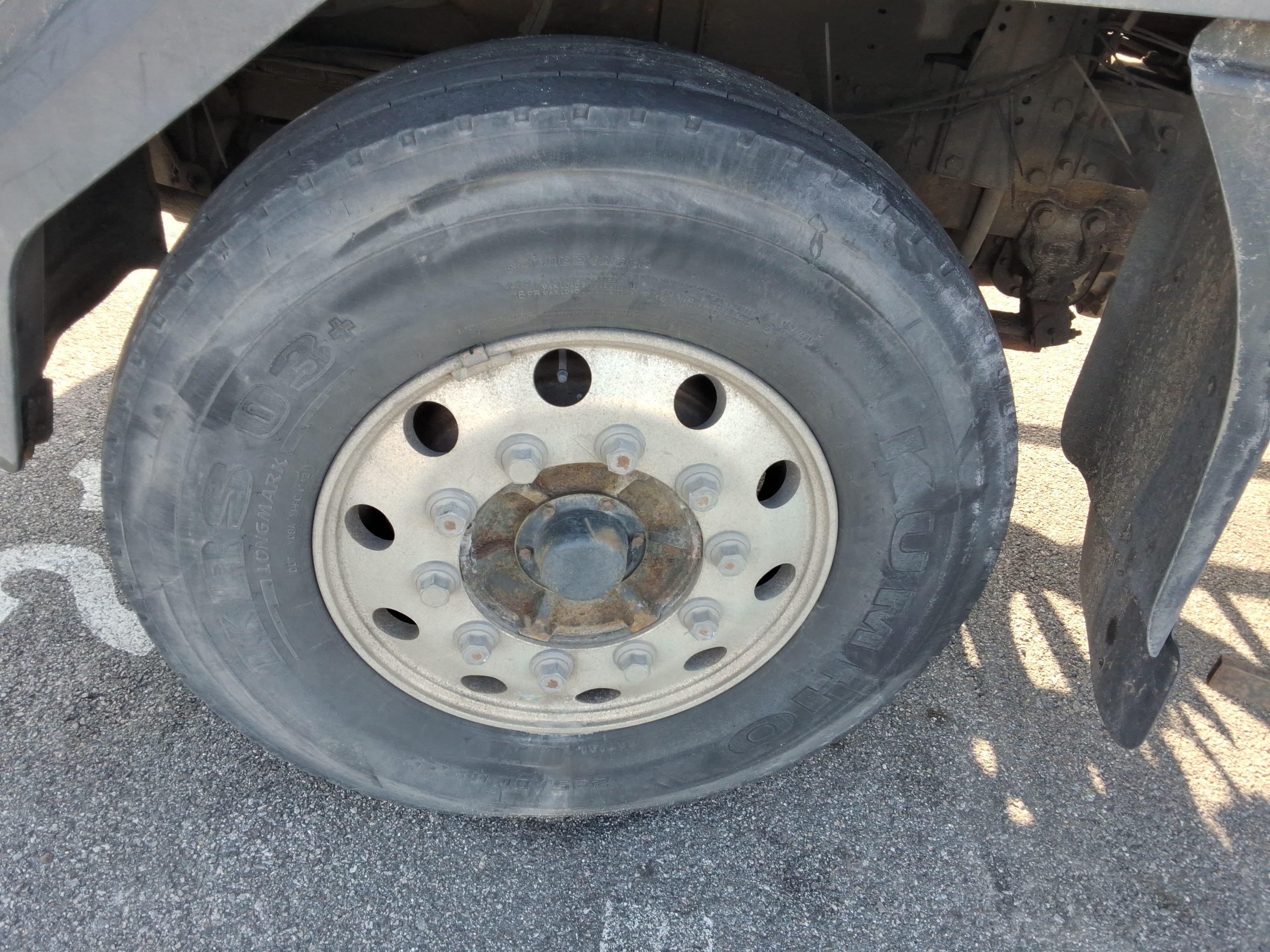 2010 - Tata Daewoo Mid-size Truck