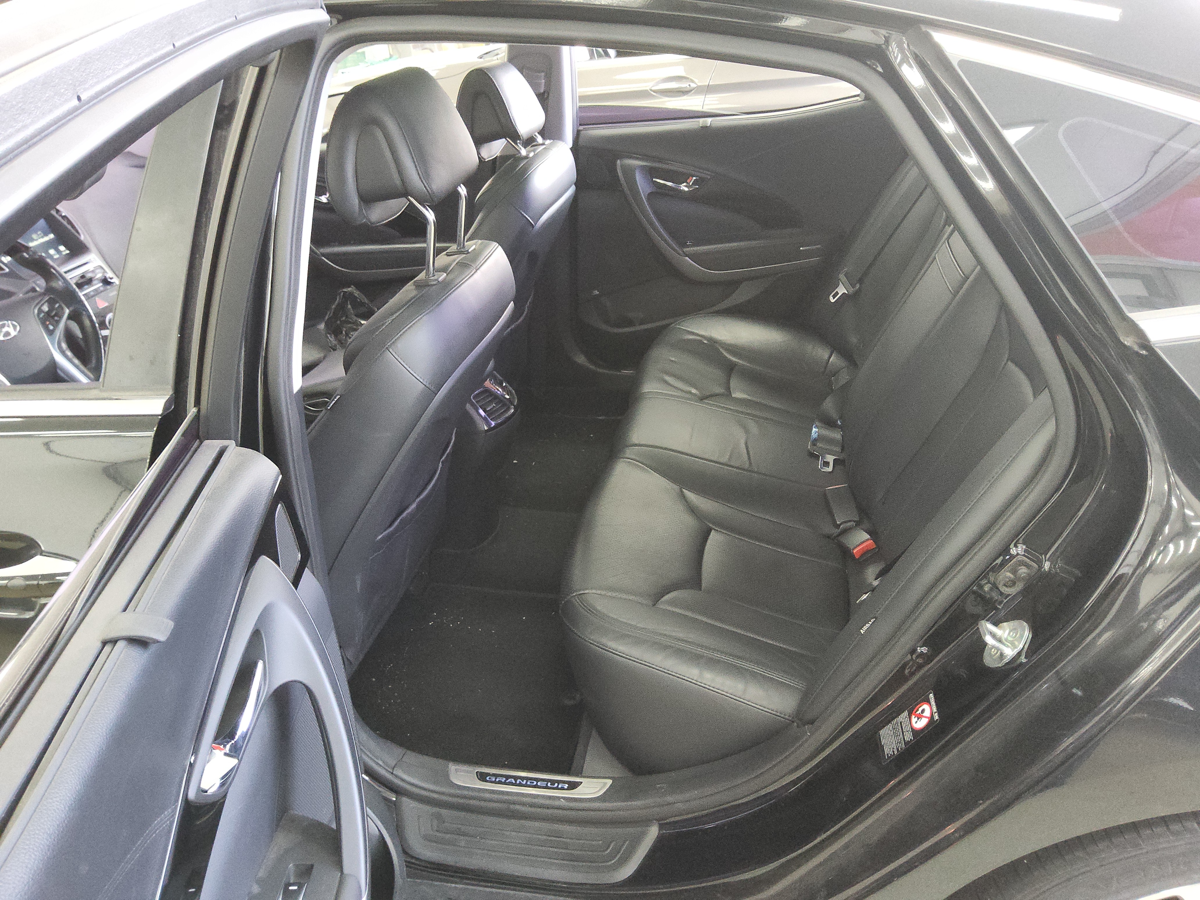 2015 - Hyundai Grandeur