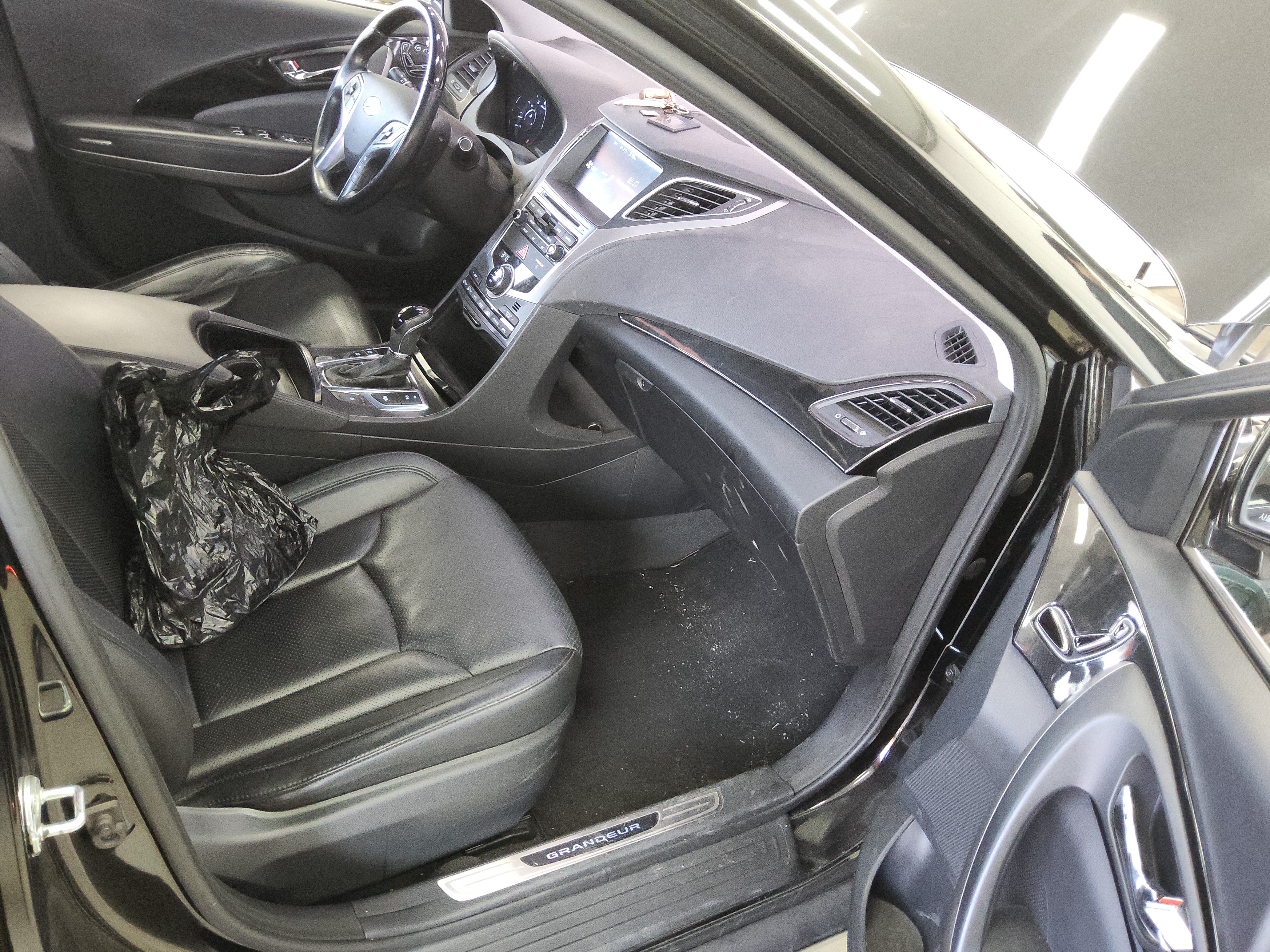 2015 - Hyundai Grandeur