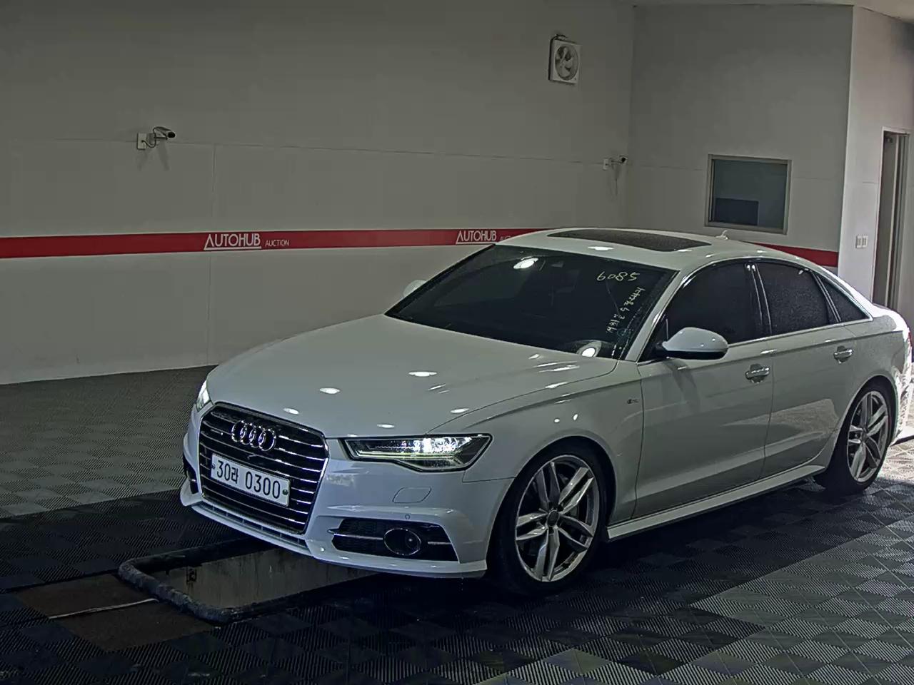 아우디 A6 50 TFSI