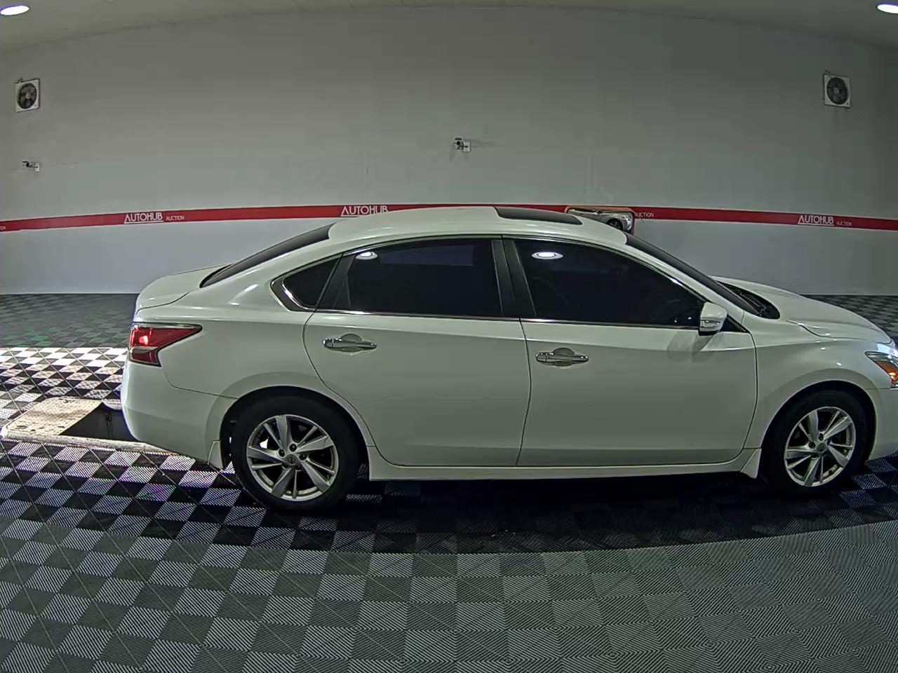 2015 - Nissan Altima