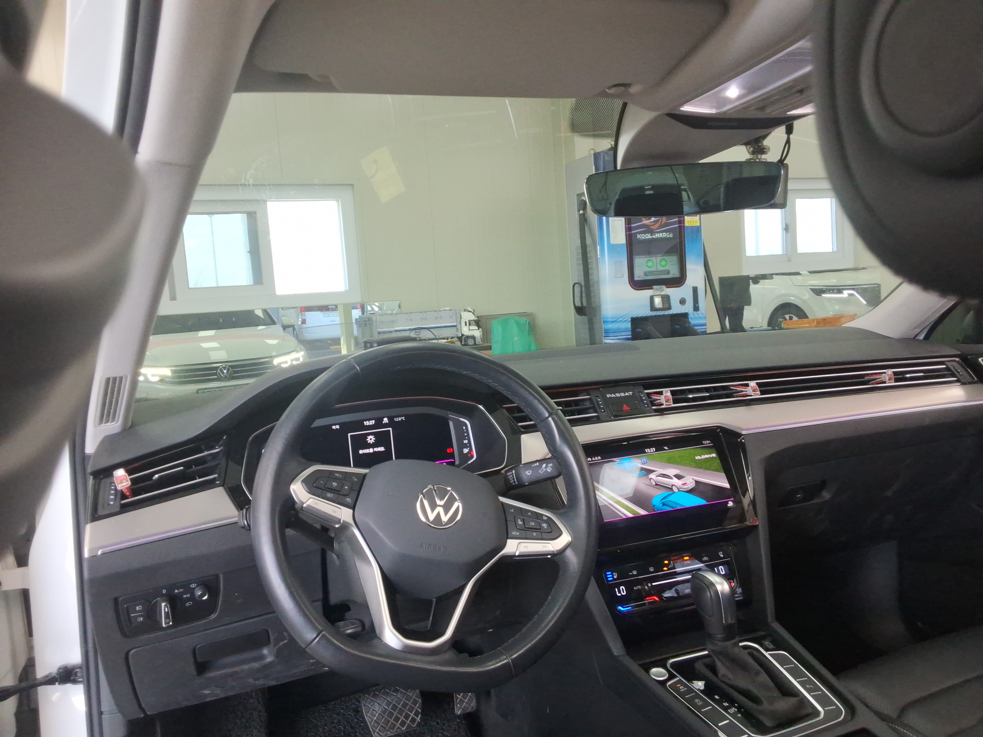 2022 - Volkswagen Passat