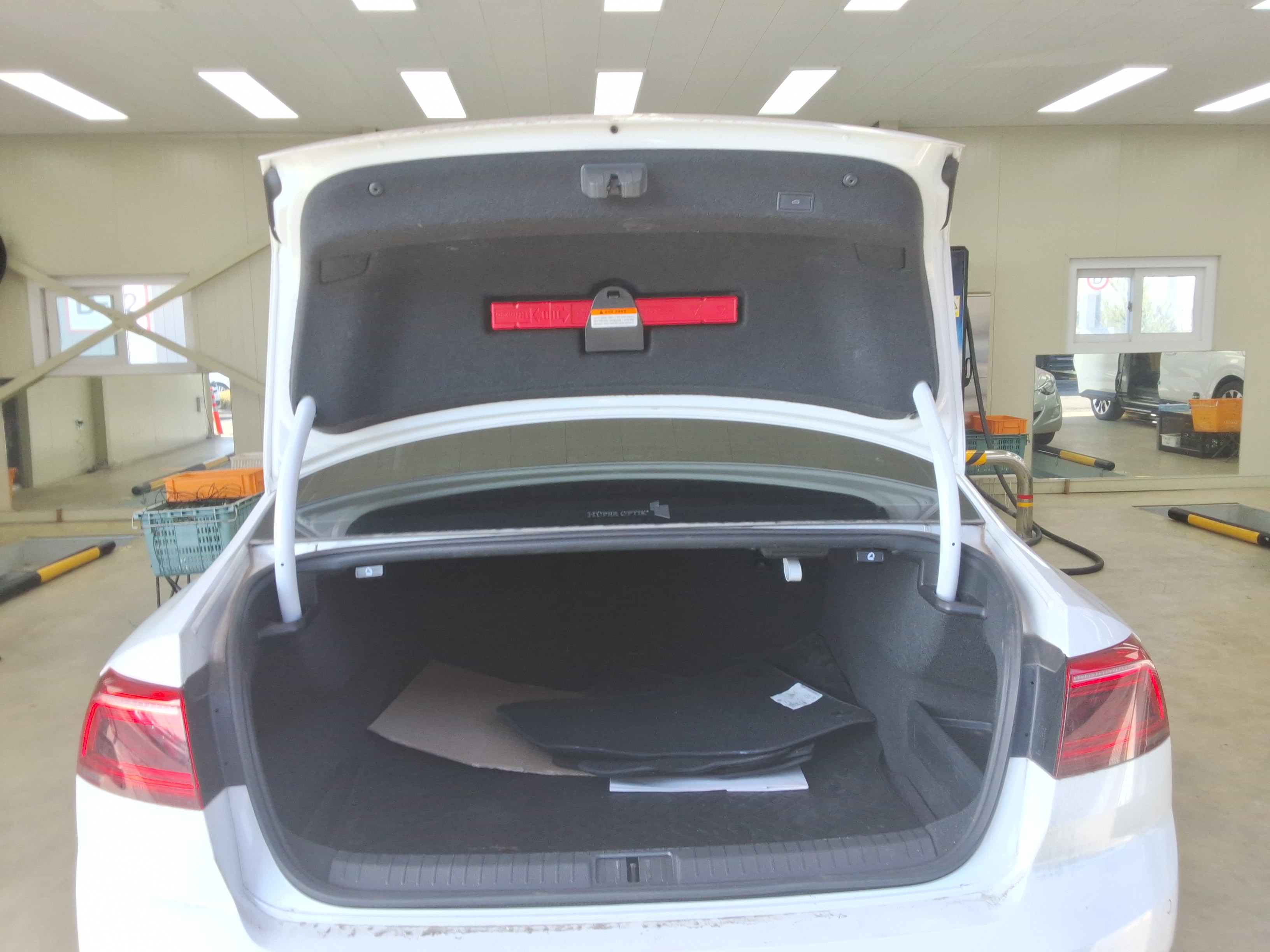 2022 - Volkswagen Passat