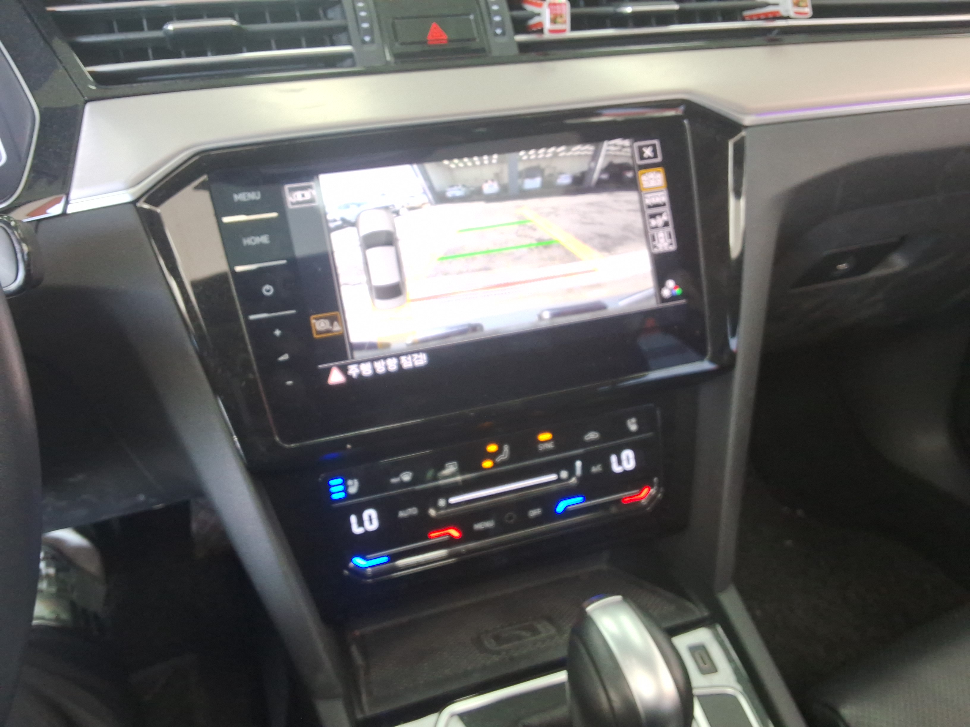 2022 - Volkswagen Passat