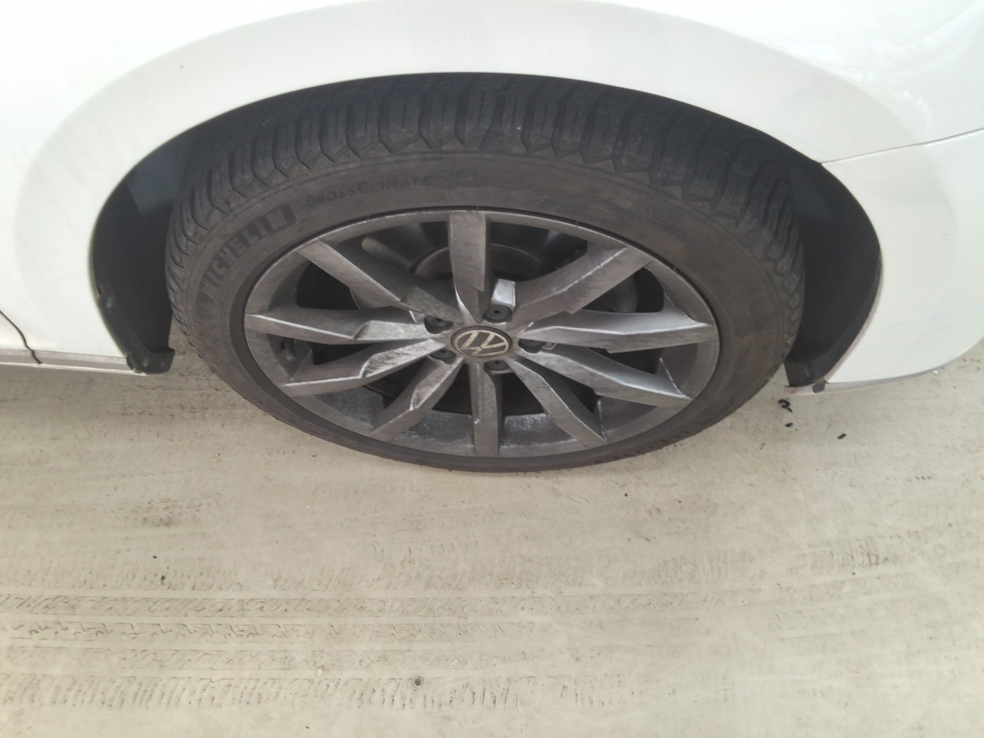 2022 - Volkswagen Passat