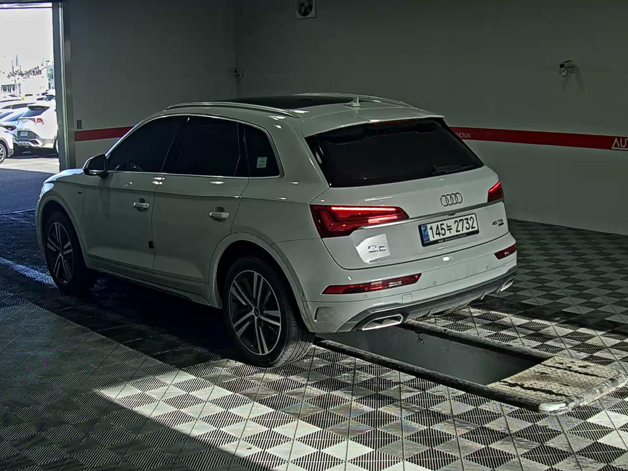 2021 - Audi Q5