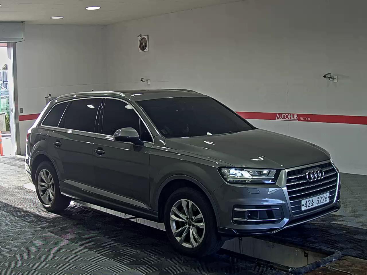 2016 - Audi Q7