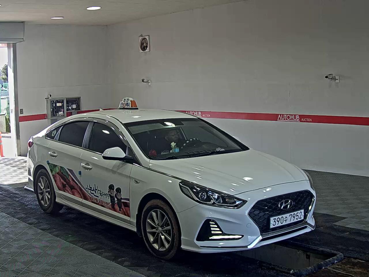 2020 - Hyundai Sonata