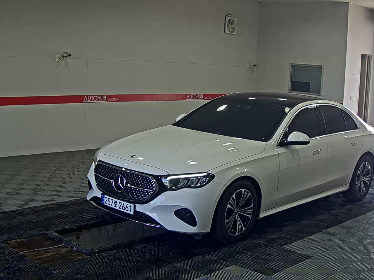 벤츠 클래스 W214(~현재) E200