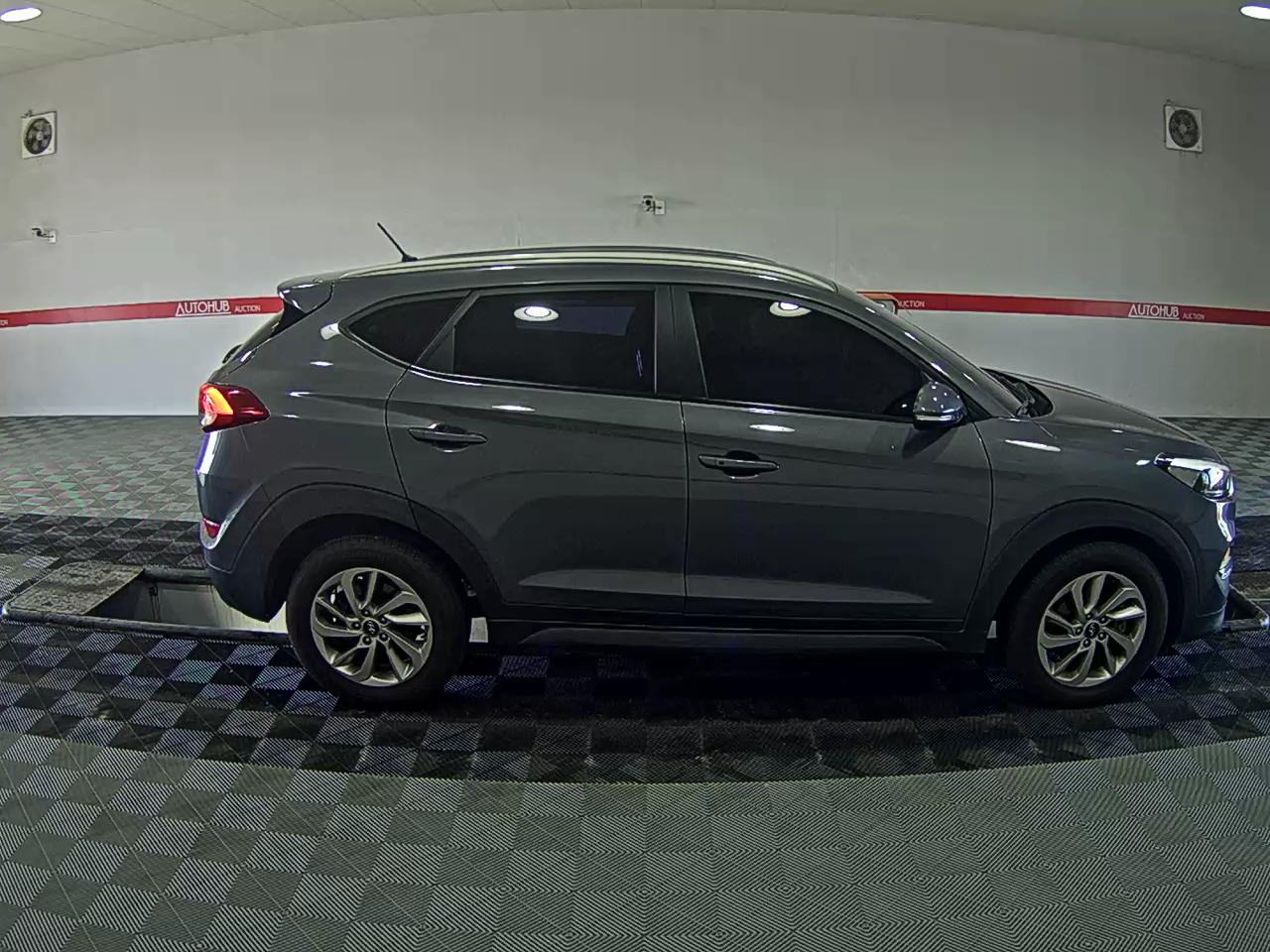 2016 - Hyundai Tucson