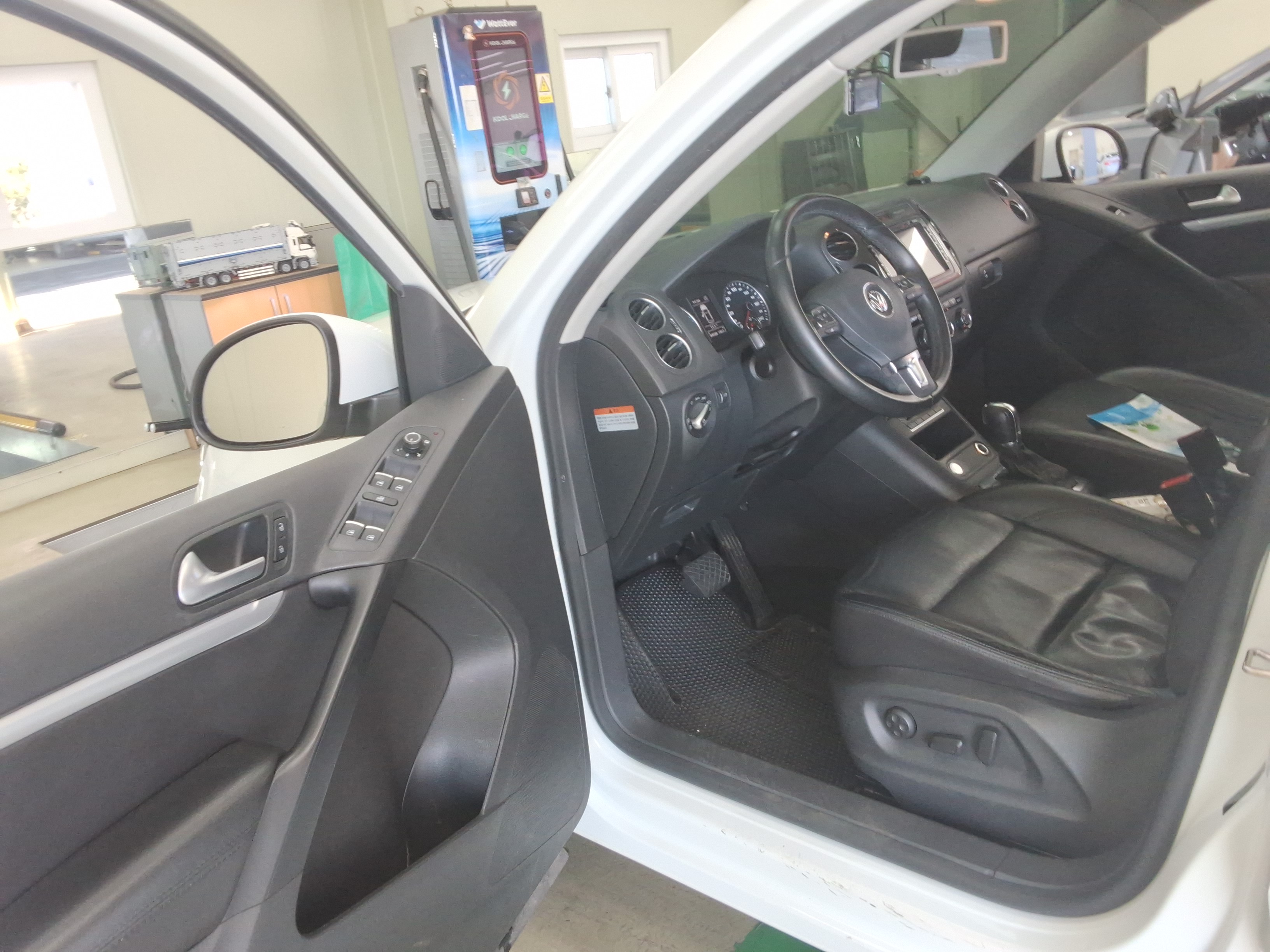 2016 - Volkswagen Tiguan