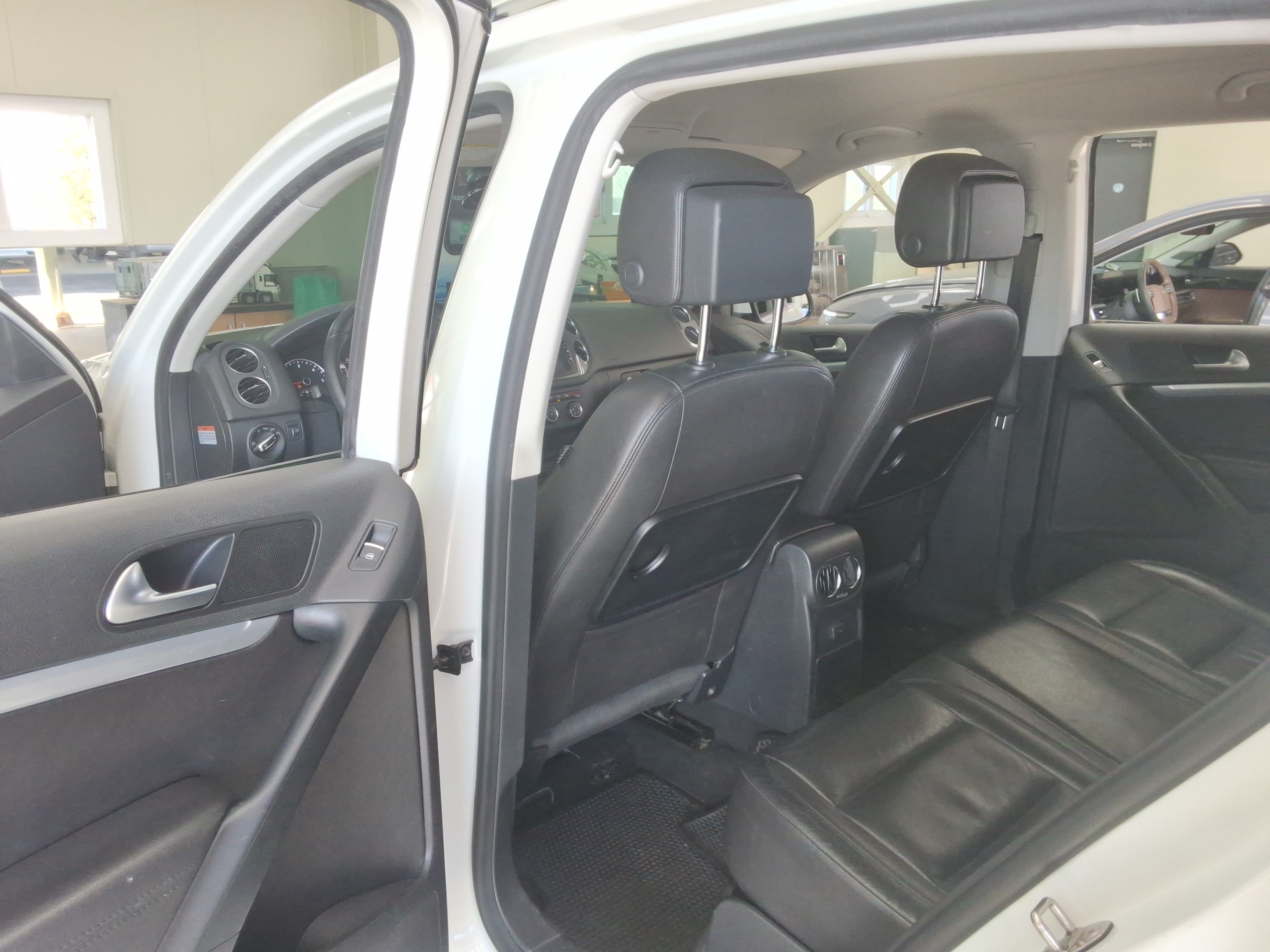 2016 - Volkswagen Tiguan