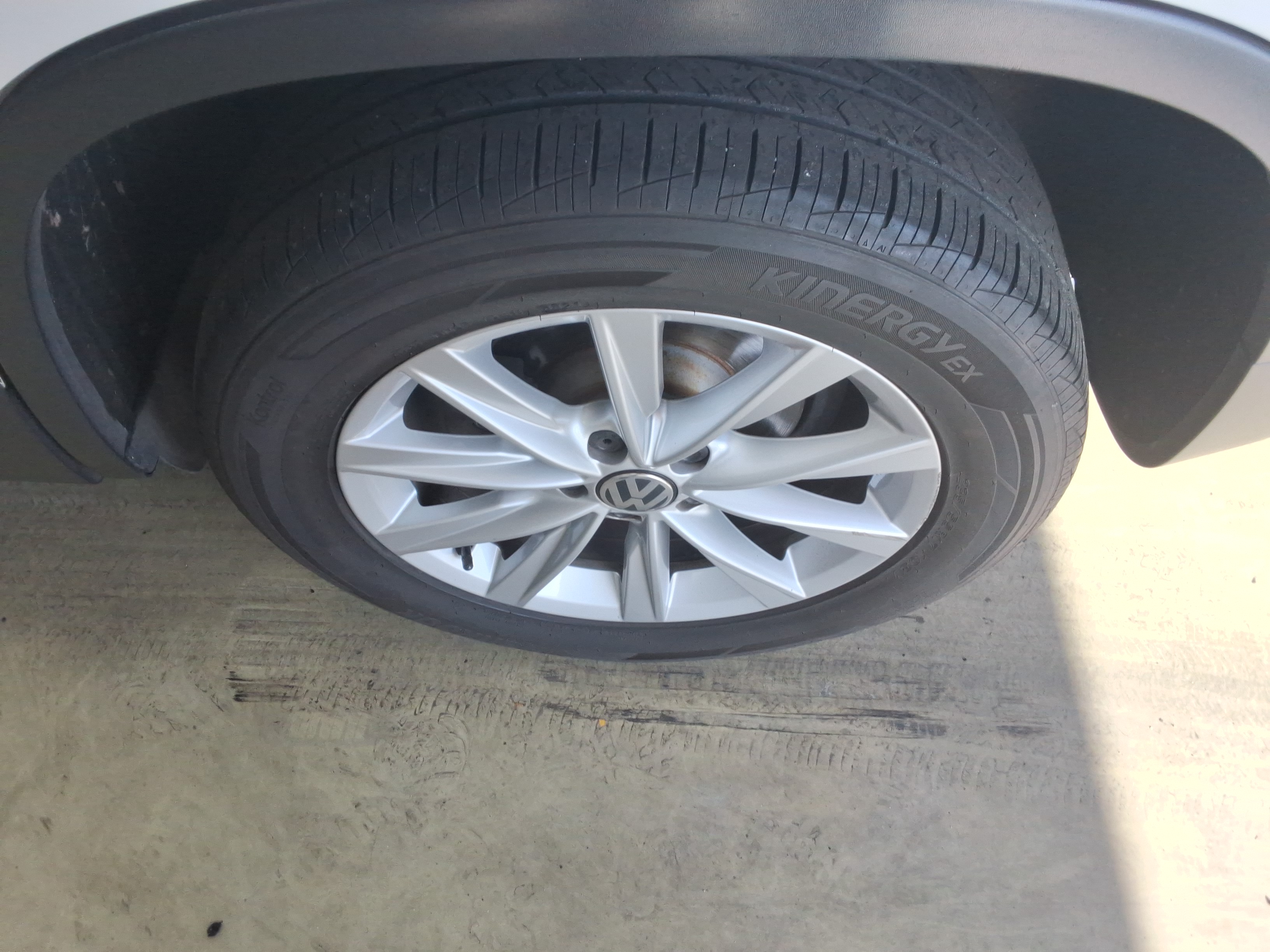 2016 - Volkswagen Tiguan