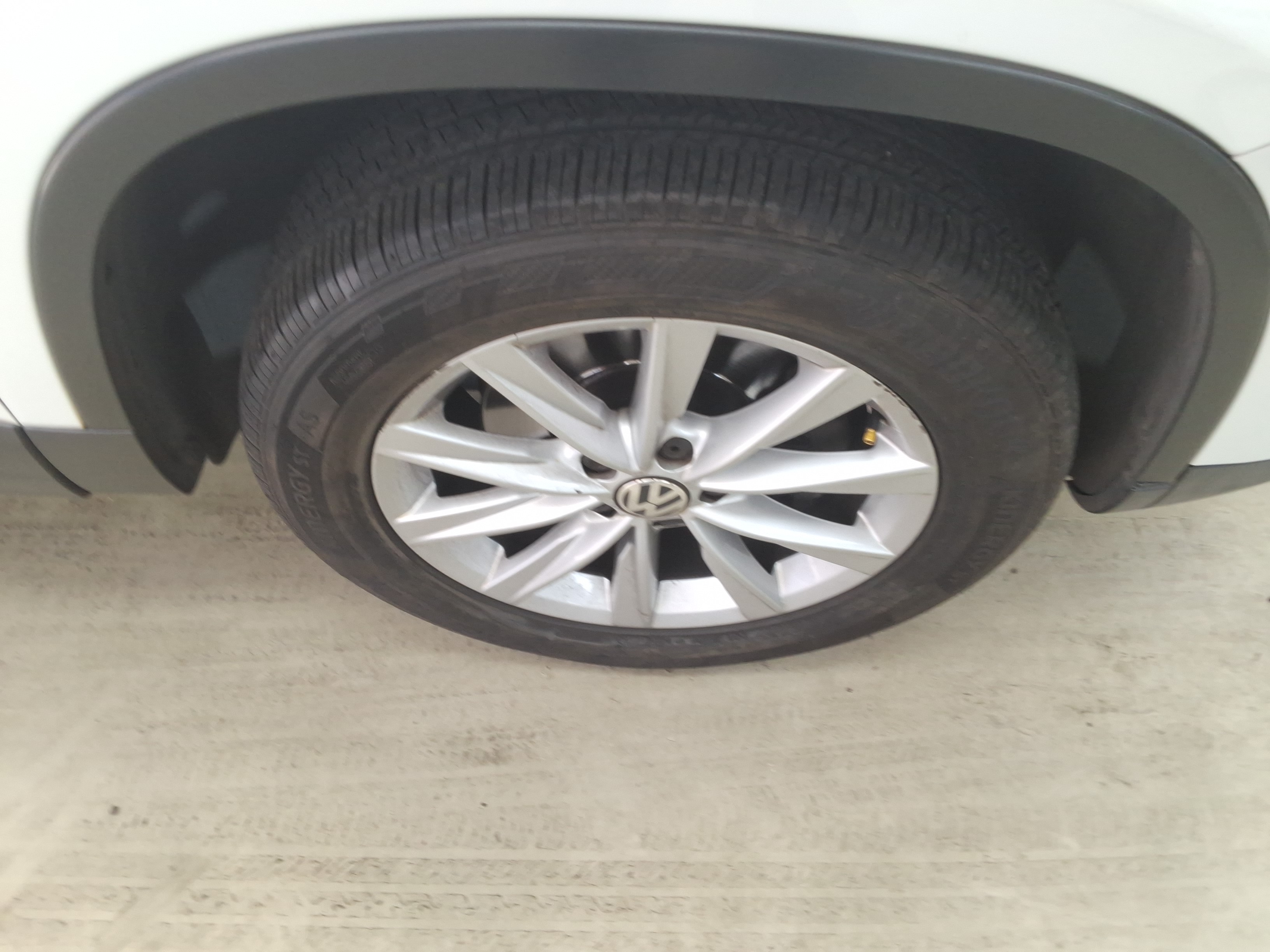 2016 - Volkswagen Tiguan