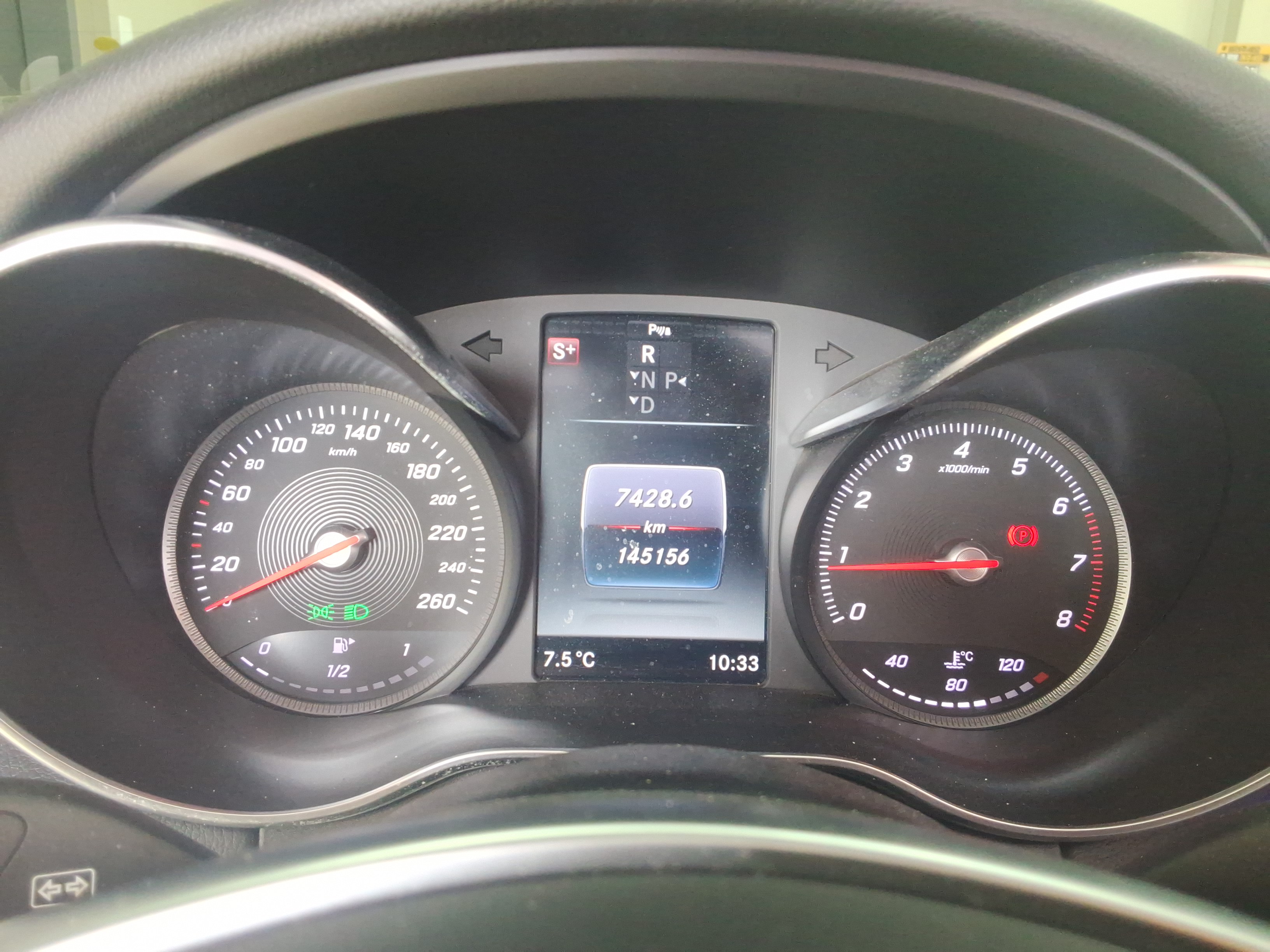 2018 - Mercedes-Benz C200