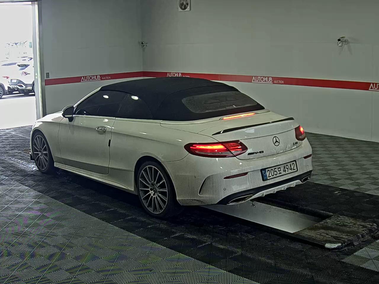 2018 - Mercedes-Benz C200