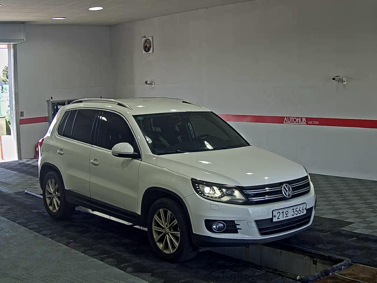 2014 - Volkswagen Tiguan