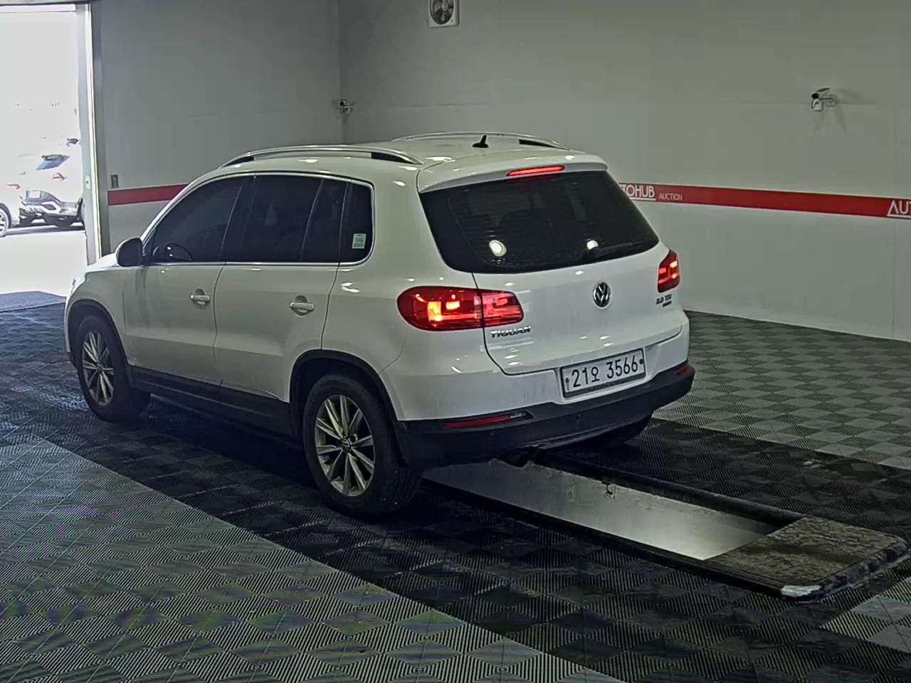 2014 - Volkswagen Tiguan