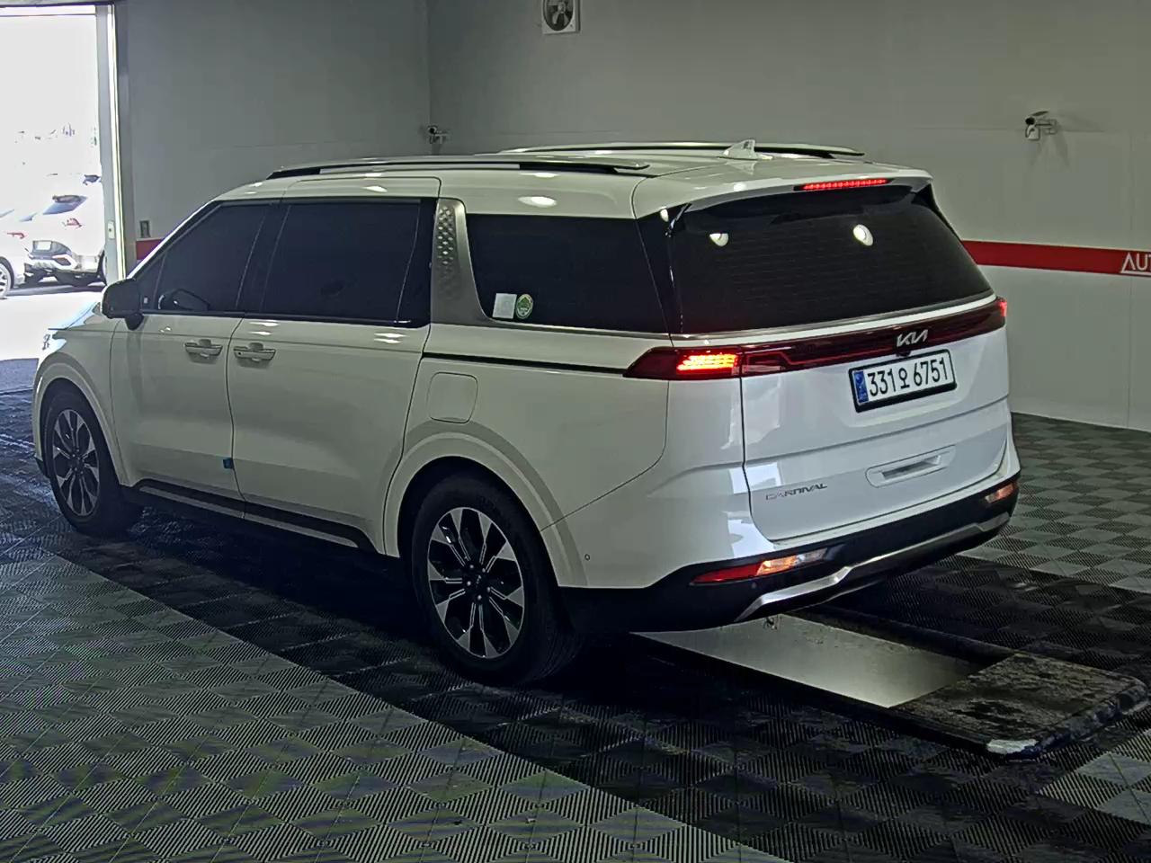 2022 - Kia Carnival