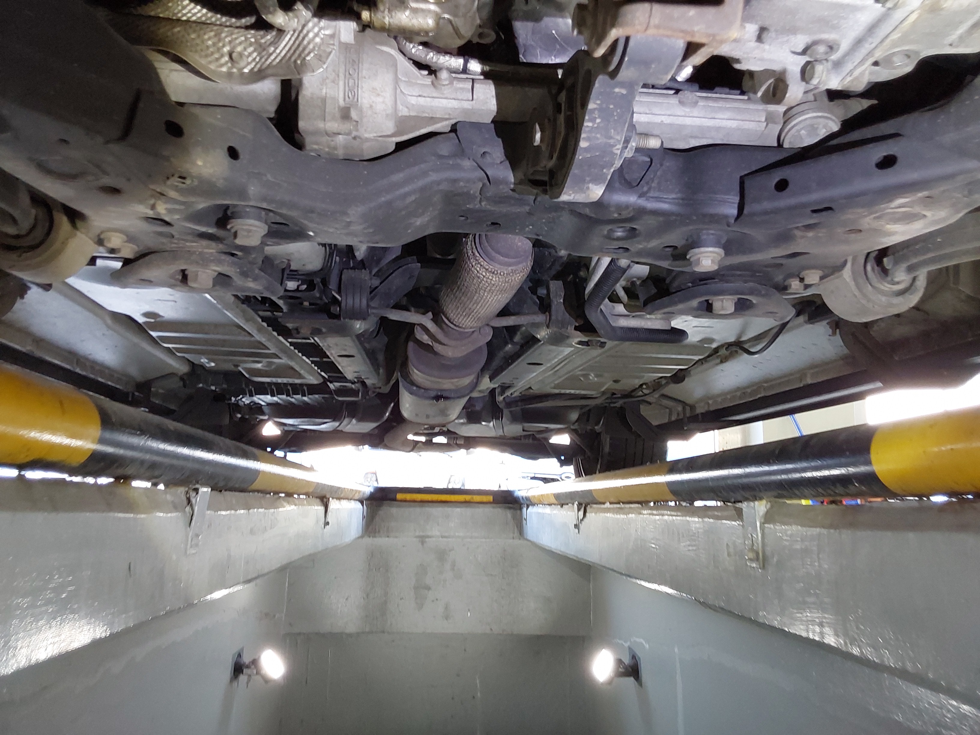 2016 - Ford Explorer