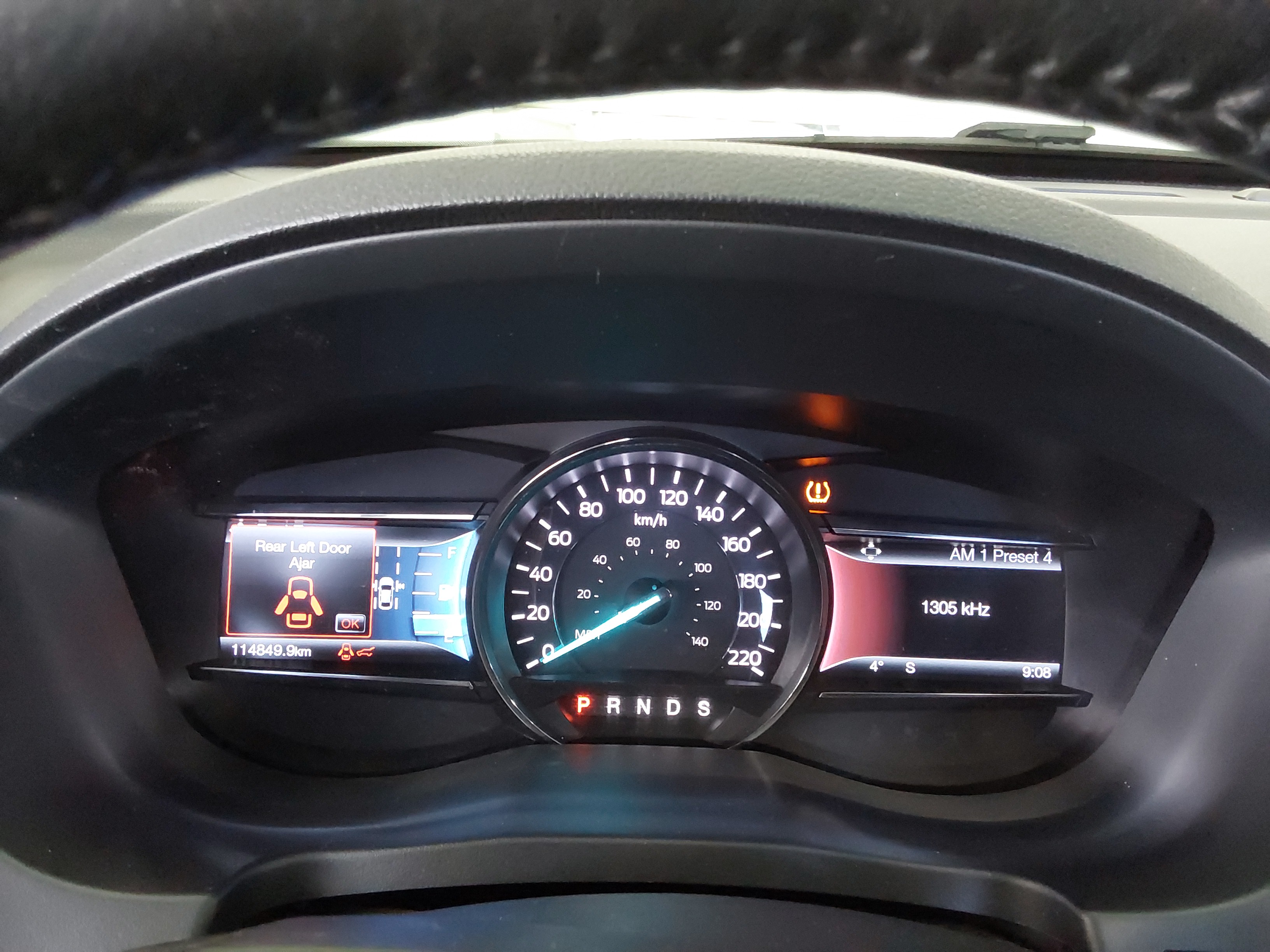 2016 - Ford Explorer