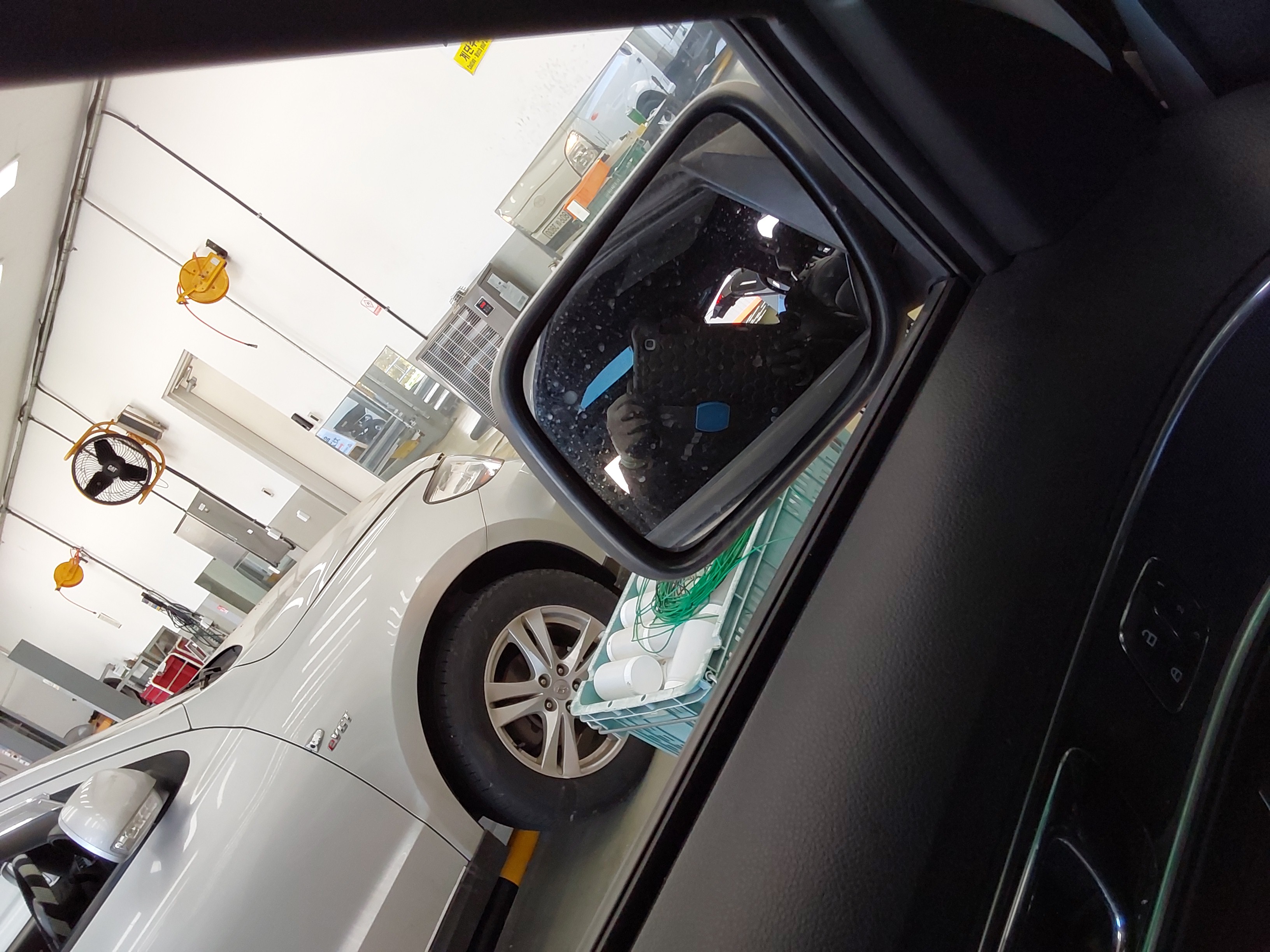 2016 - Ford Explorer