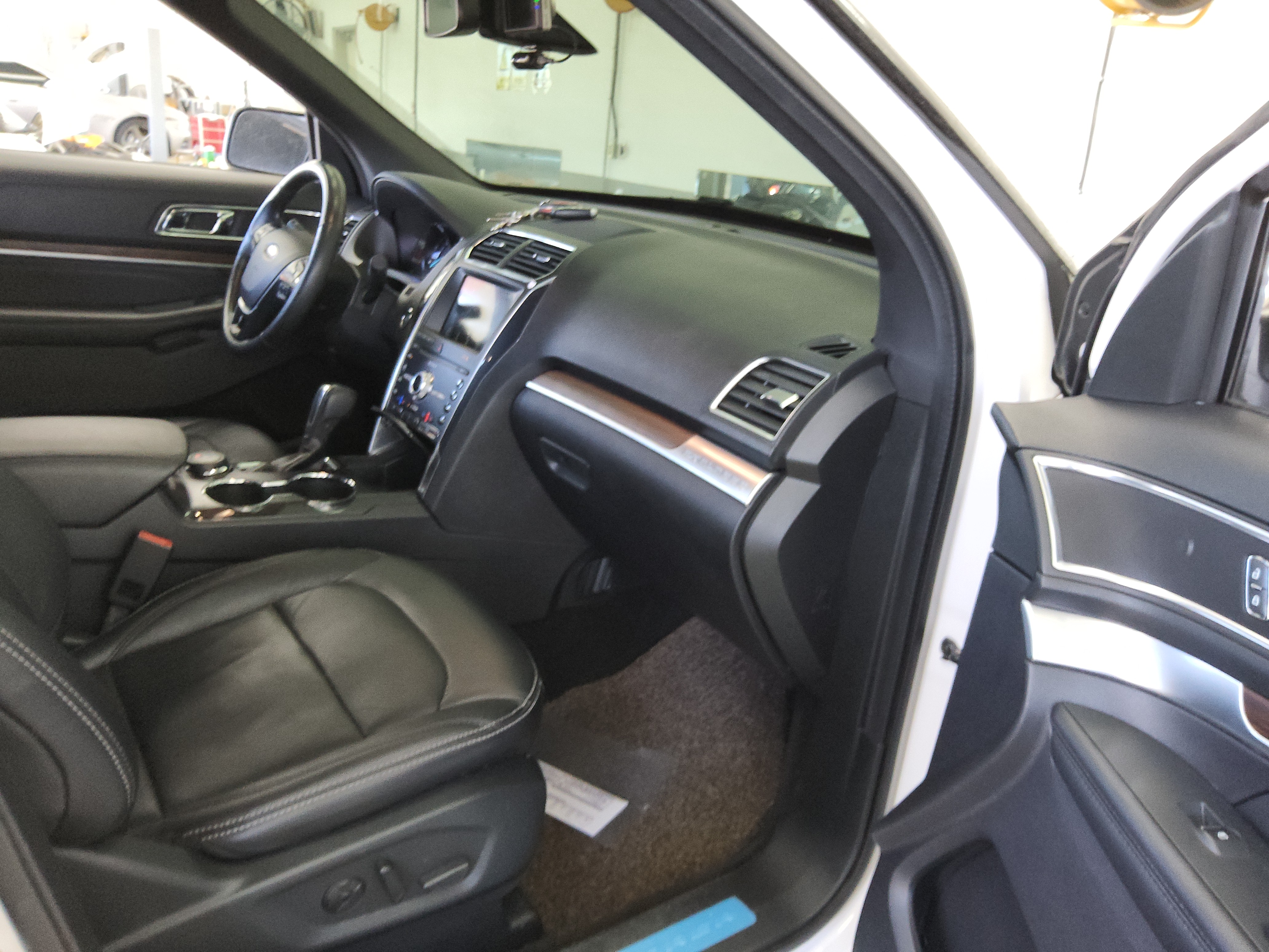 2019 - Ford Explorer