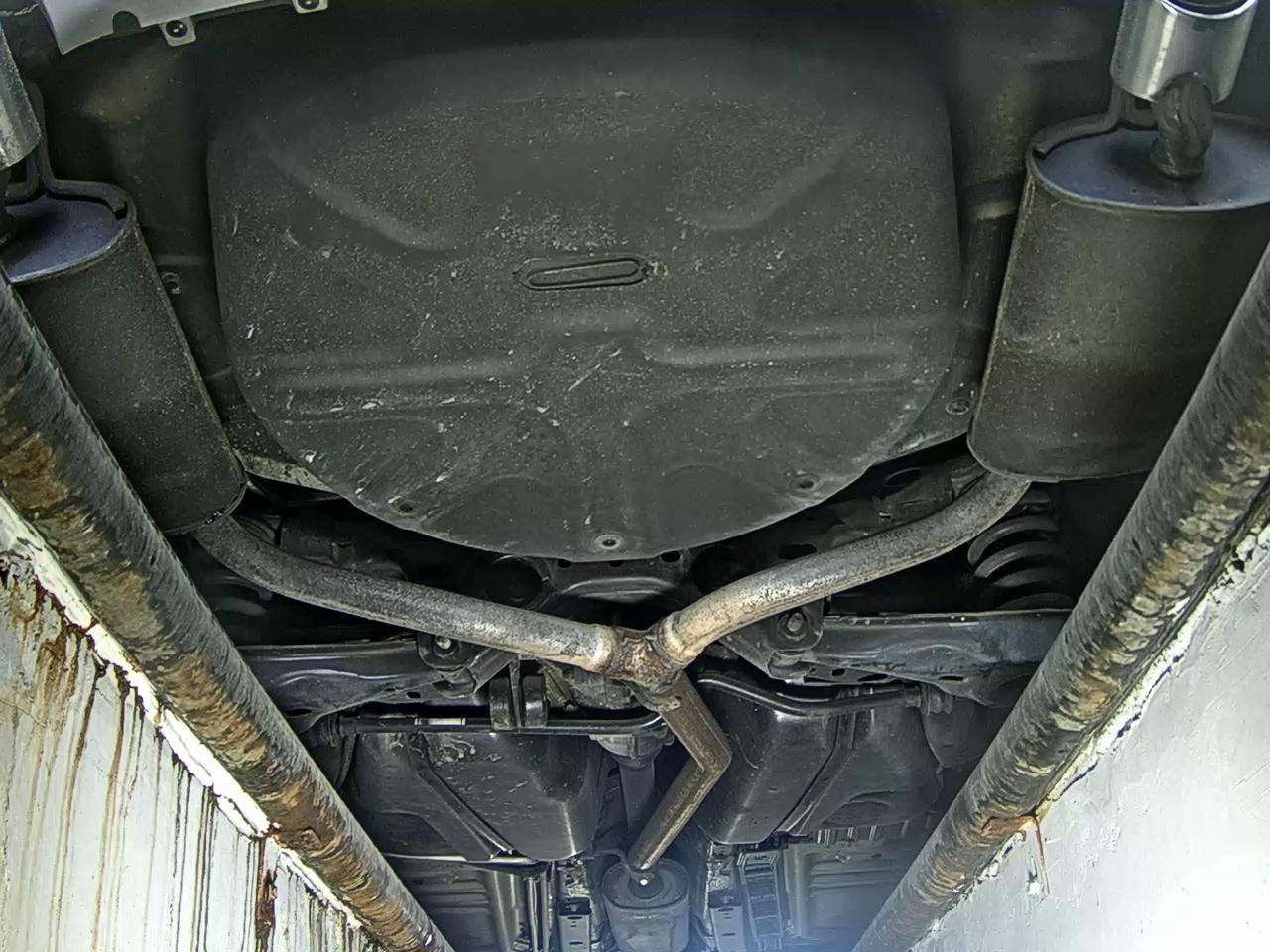 2019 - Ford Explorer