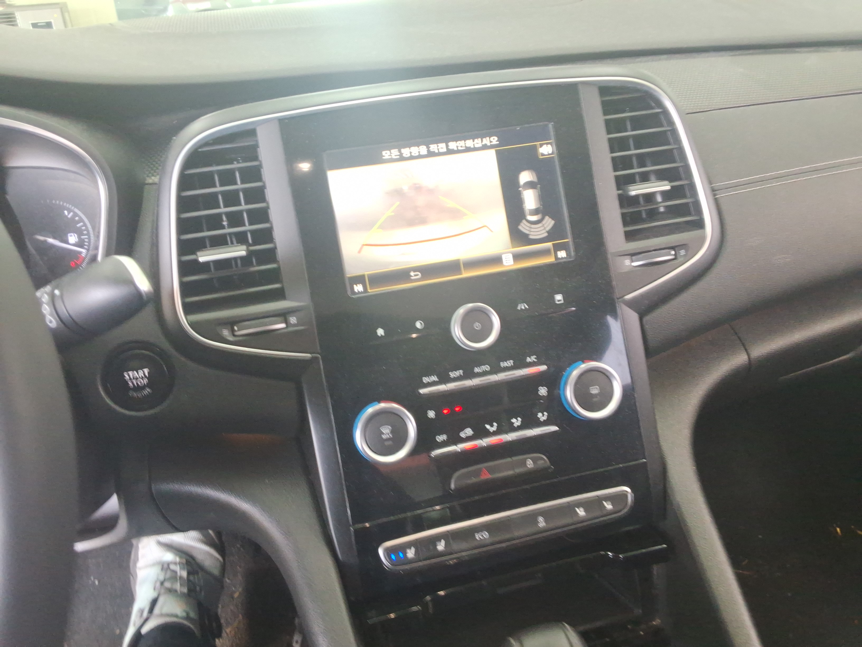 2016 - Renault Samsung SM6