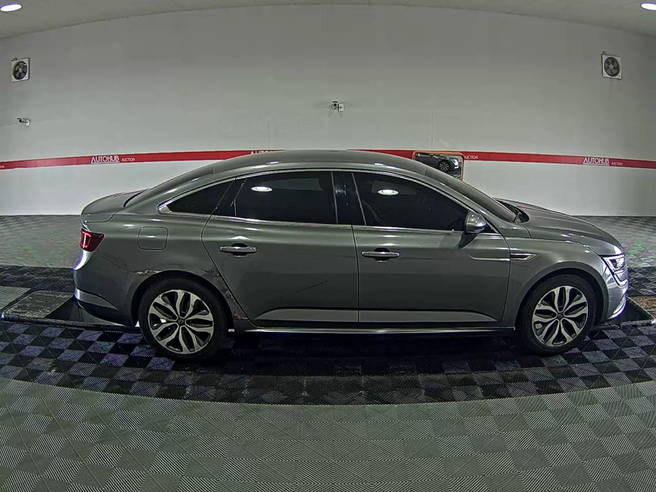 2016 - Renault Samsung SM6