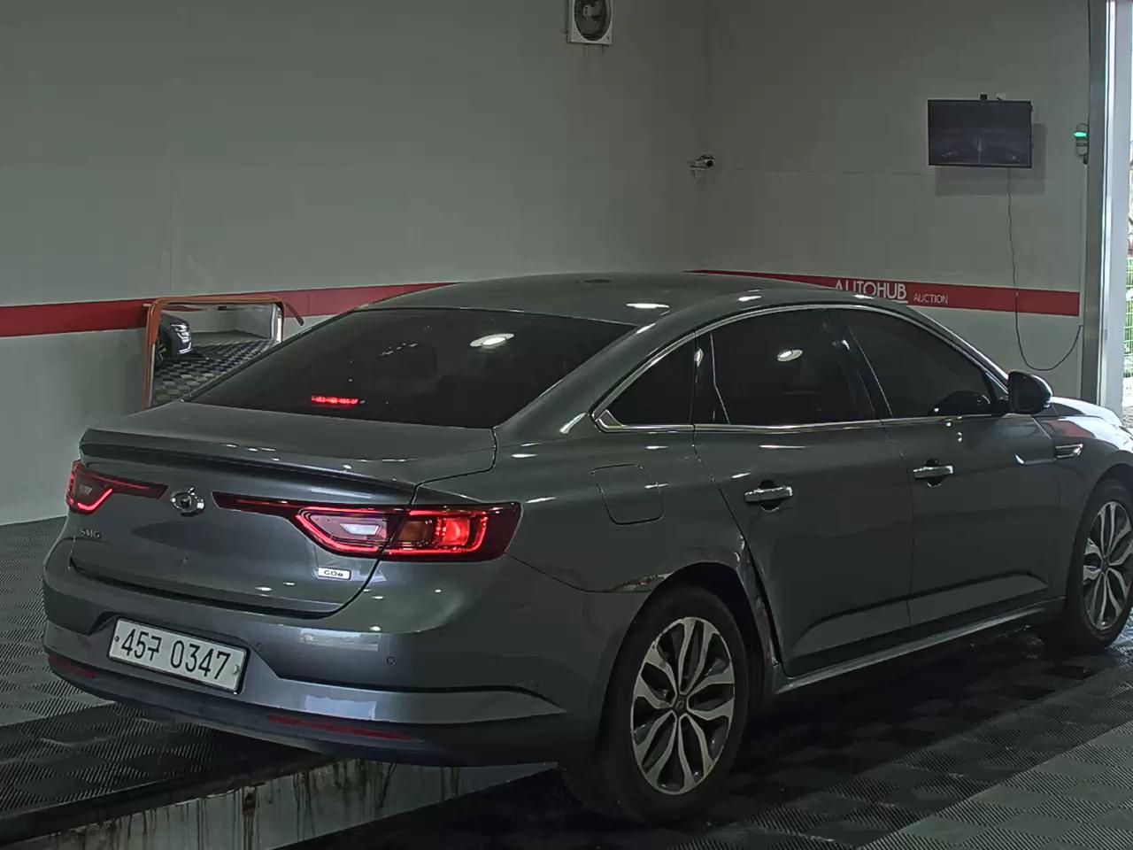 2016 - Renault Samsung SM6