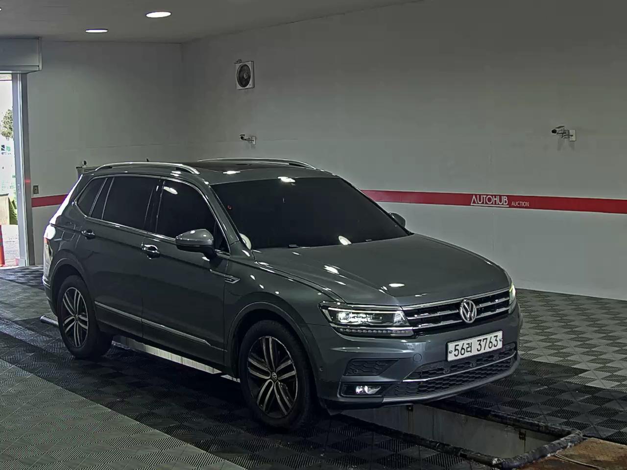 2018 - Volkswagen Tiguan