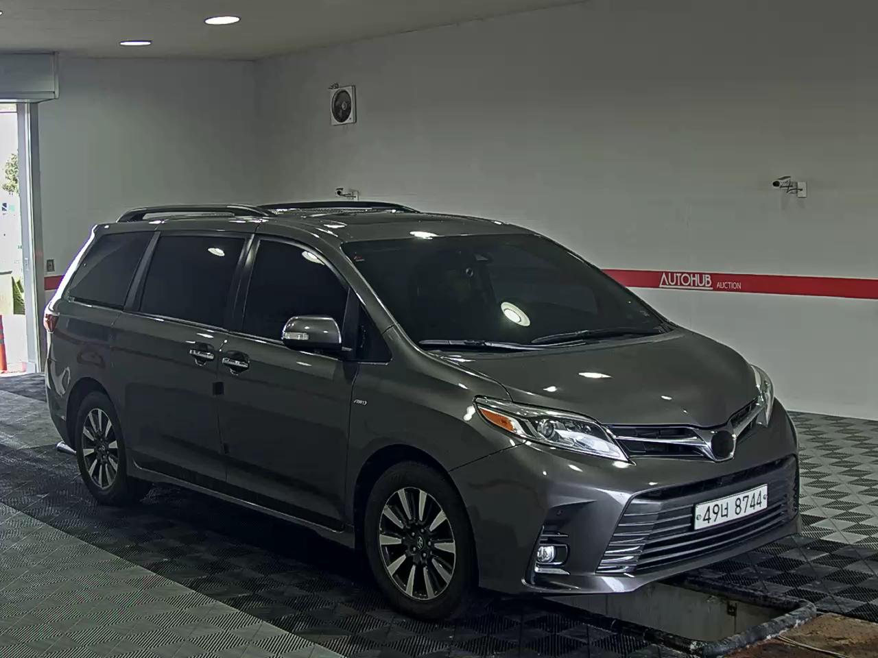 2019 - Toyota Sienna
